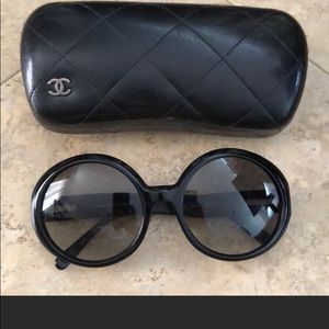 Jackie O CHANEL sunglasses